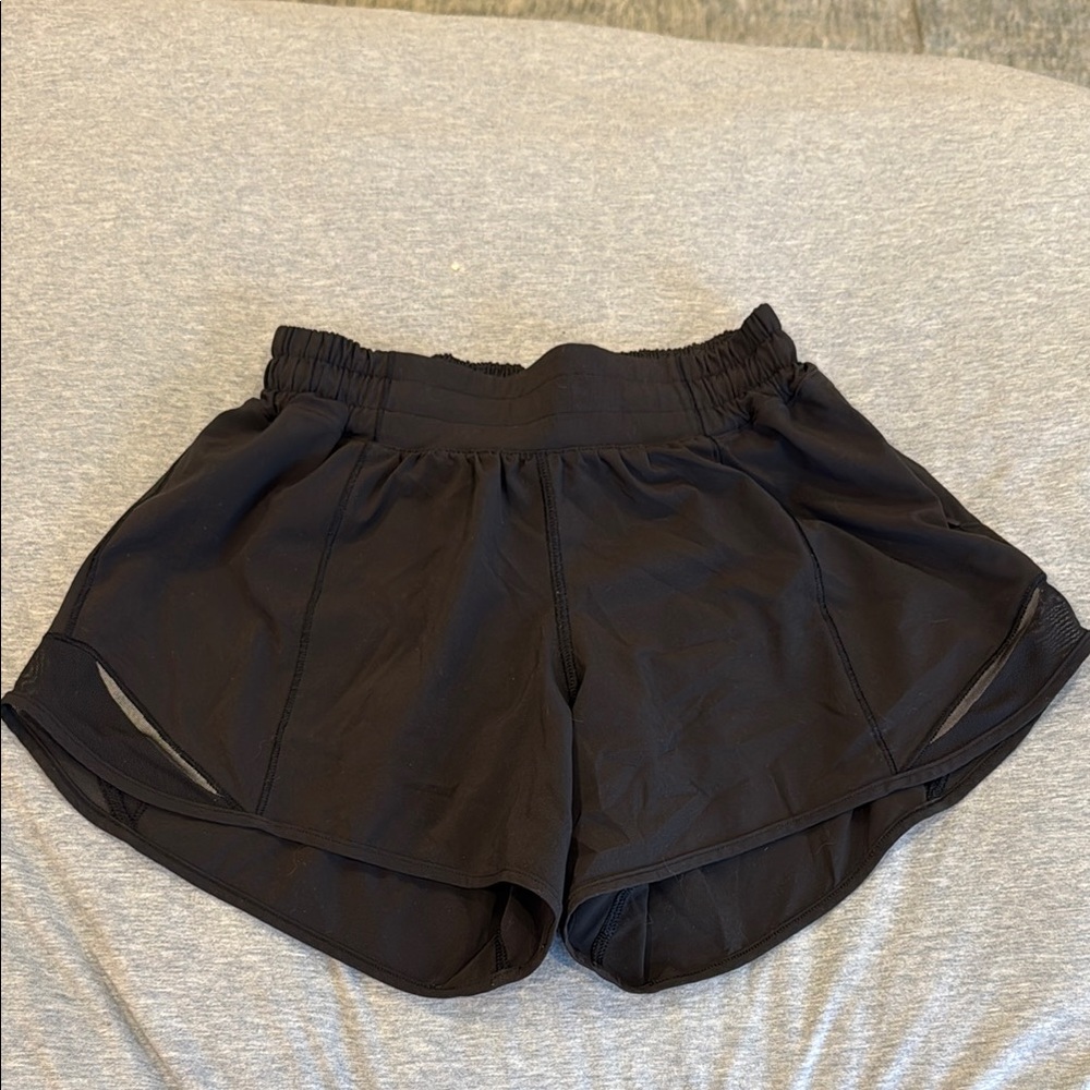 Lululemon Black hotty hot shorts
